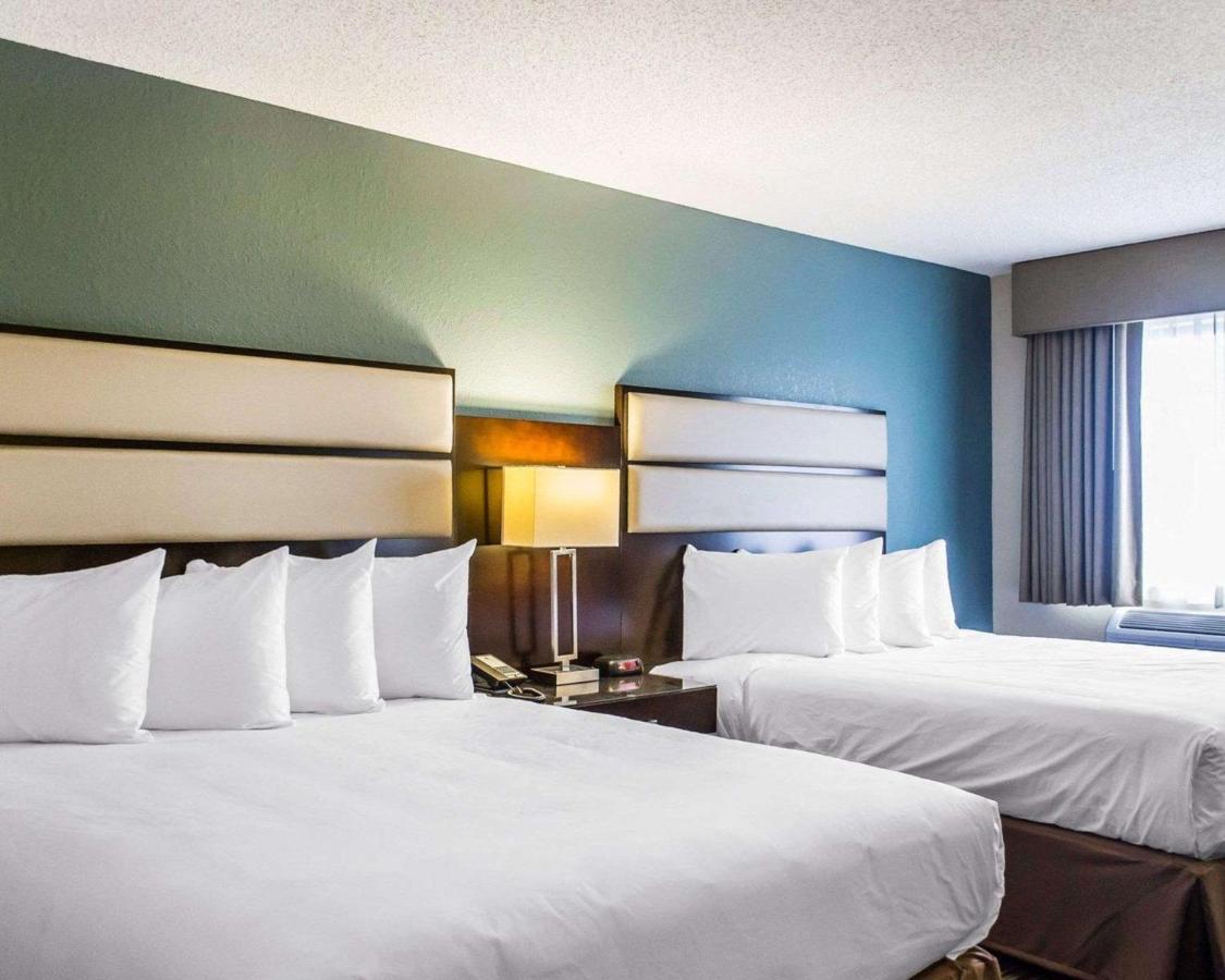 Quality Inn Streetsboro Exterior photo