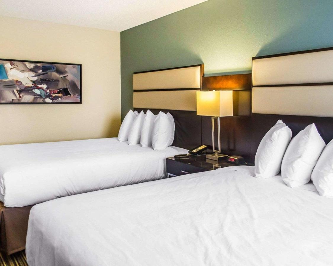 Quality Inn Streetsboro Exterior photo
