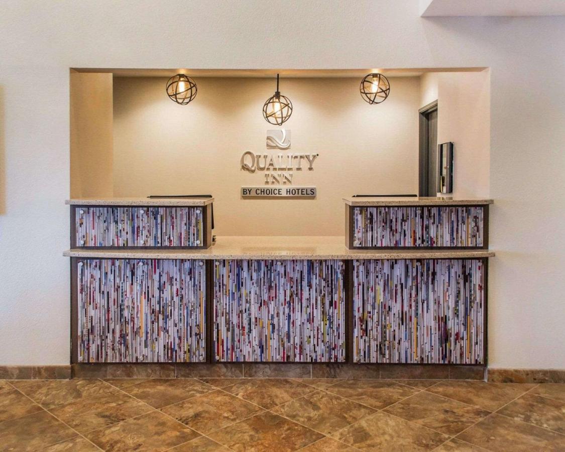 Quality Inn Streetsboro Exterior photo