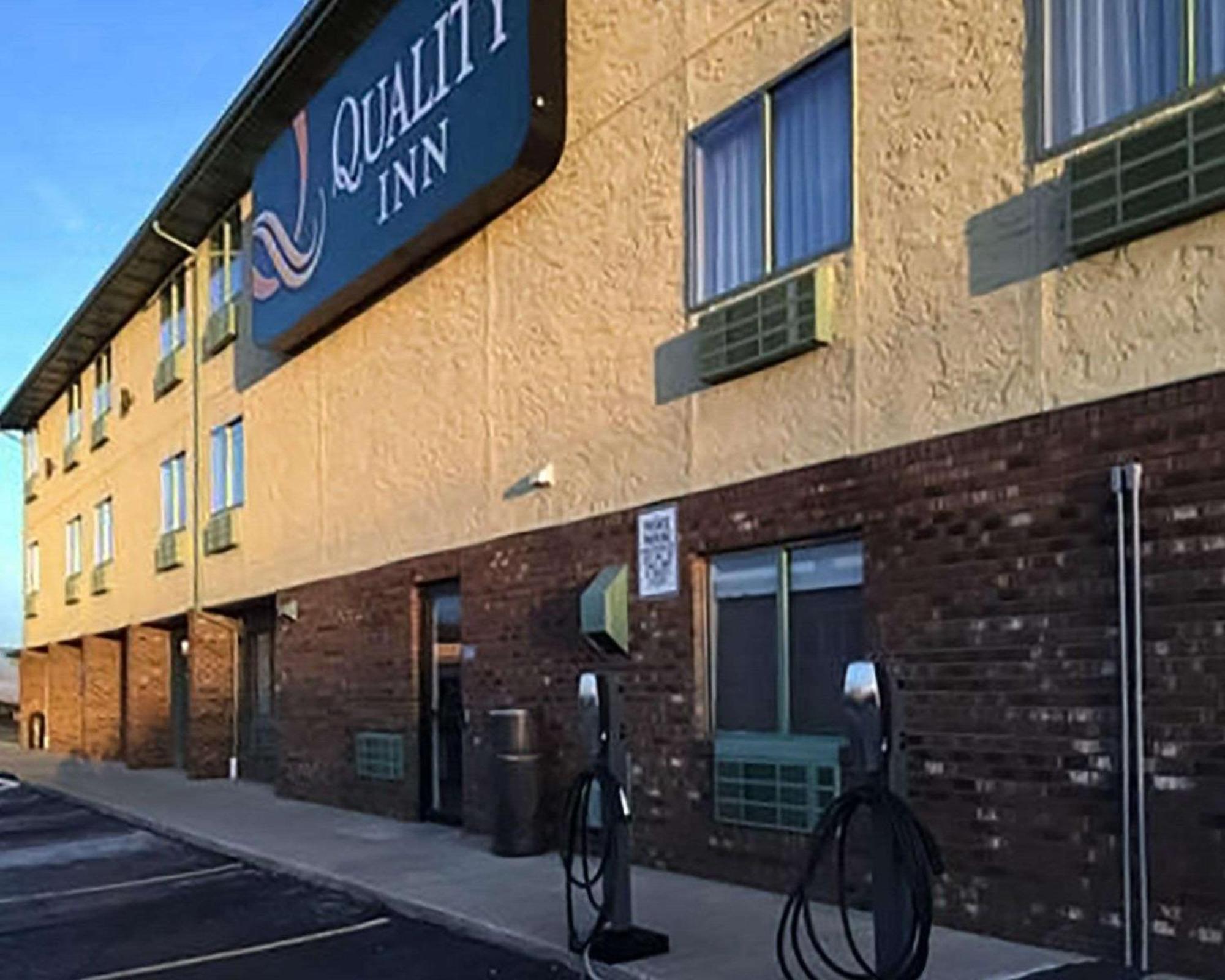 Quality Inn Streetsboro Exterior photo
